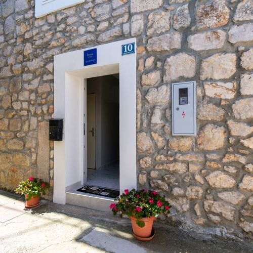 Apartmanok A Tenger Mellett Poljana, Ugljan - 8419 Poljana