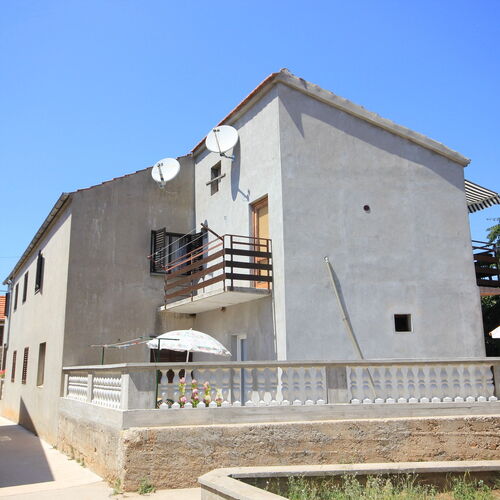 Apartmanok Parkolóhellyel Sali, Dugi Otok - 447 Sali  4