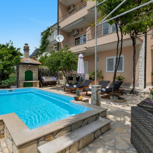 Apartmanok és Szobák Medencével Makarska - 6643  2