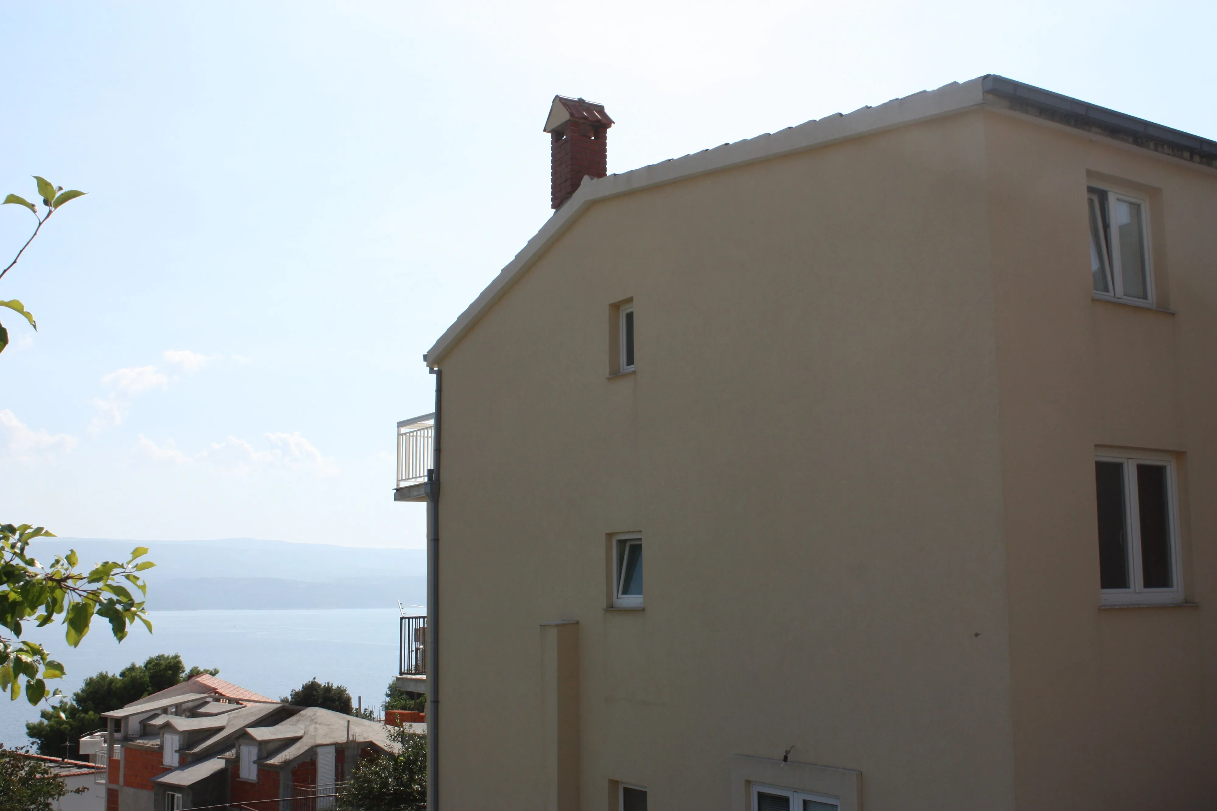 Apartments With Parking Space Stanići, Omiš - 10360 Stanići