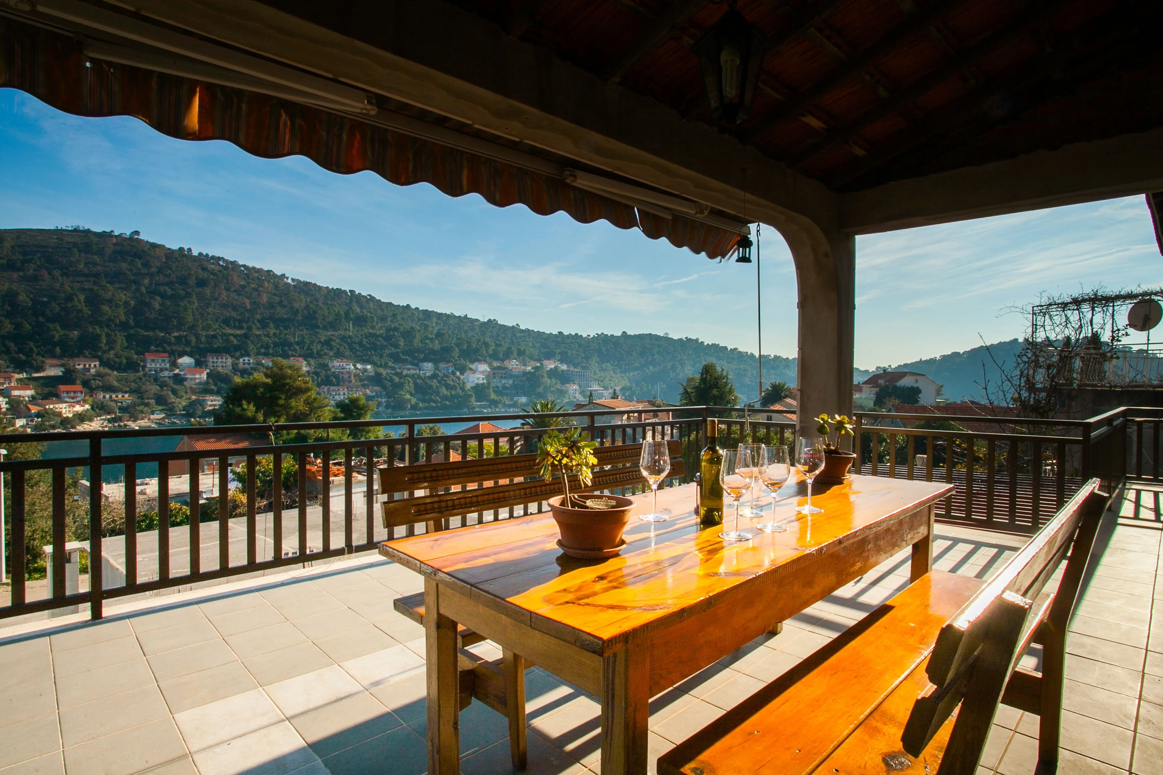 Apartmanok Parkolóhellyel Brna, Korcula - 9188 Brna