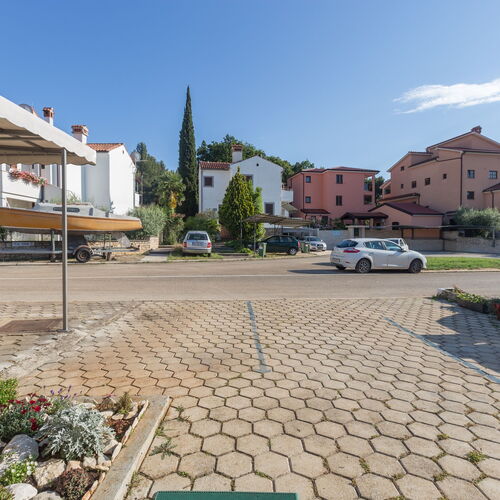 Apartmanok Parkolóhellyel Porec - 7154 Poreč  3