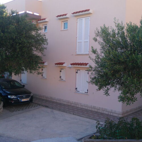 Apartmanok Parkolóhellyel Banjol, Rab - 4956 Banjol  2