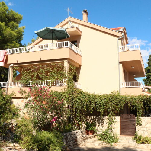 Apartmanok Parkolóhellyel Basina, Hvar - 12420 Basina  2