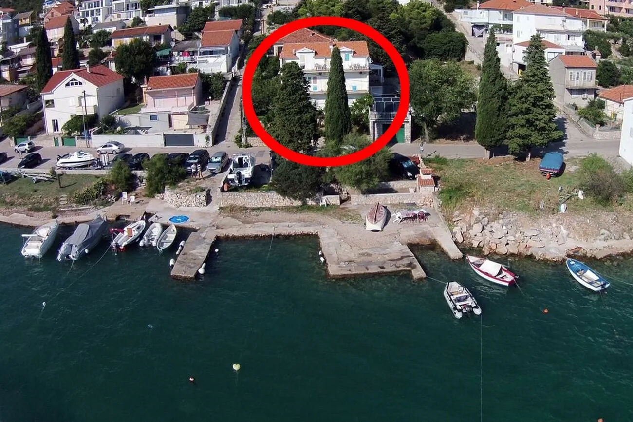 Apartments By The Sea Tisno, Murter - 5141 Tisno