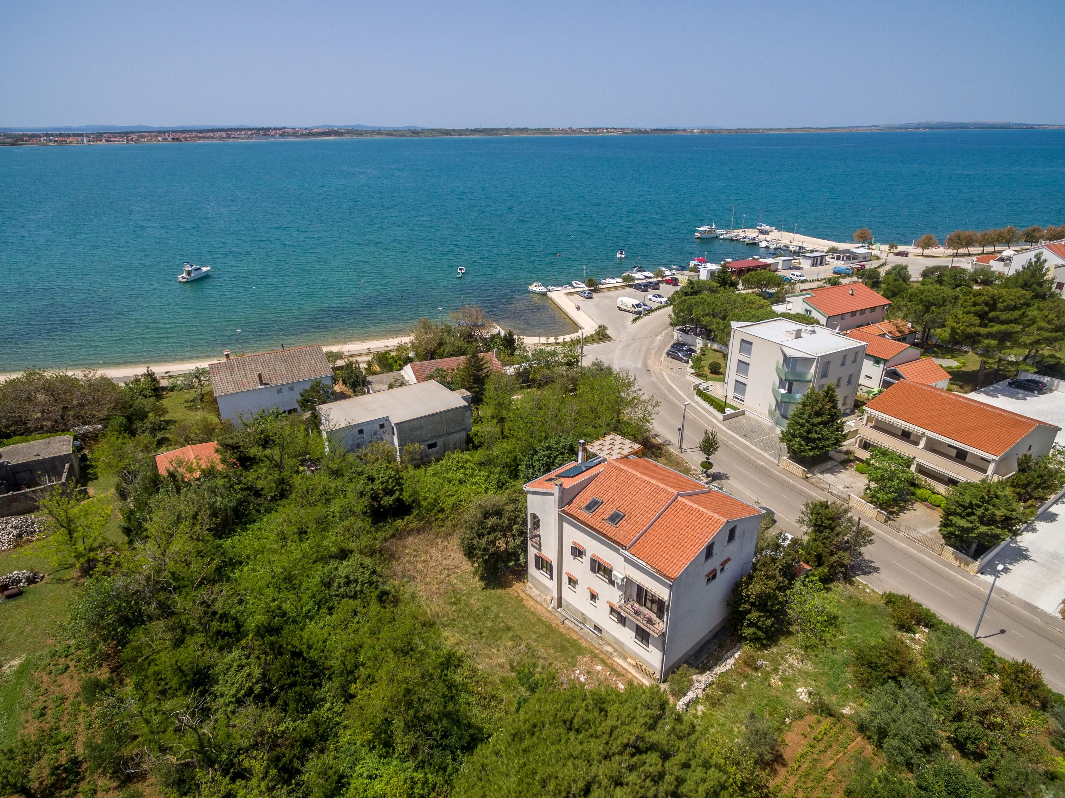 Apartmanok és Szobák A Tenger Mellett Vrsi - Mulo, Zadar - 5848 Vrsi - Mulo