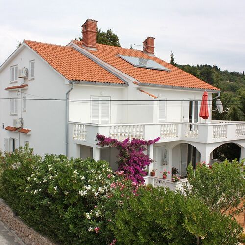 Apartmanok Parkolóhellyel Barbat, Rab - 4962 Barbat