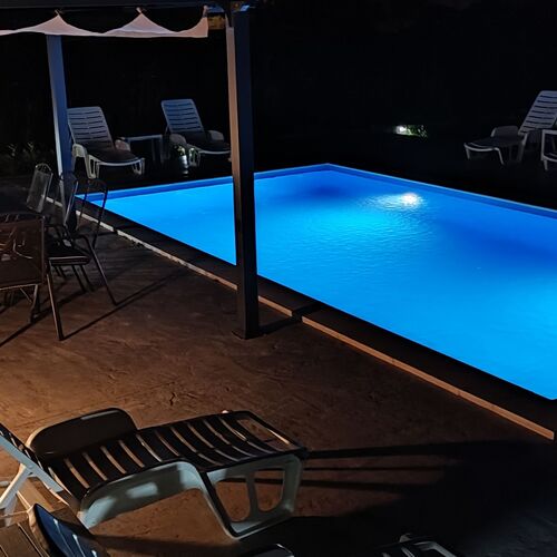 Apartmanok Családok Részére Medencével Vinisce Trogir - 12676 Vinišće