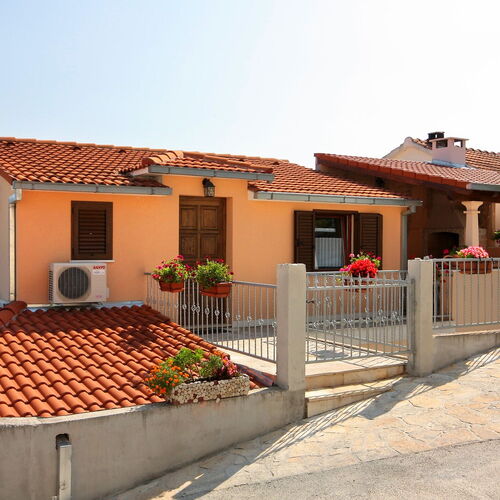Apartmanok Parkolóhellyel Sutivan, Brac - 745 Sutivan  4