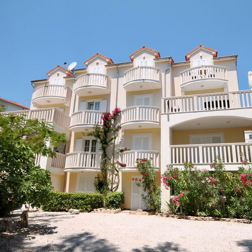 Apartmanok A Tenger Mellett Bol, Brac - 2904 Bol  2