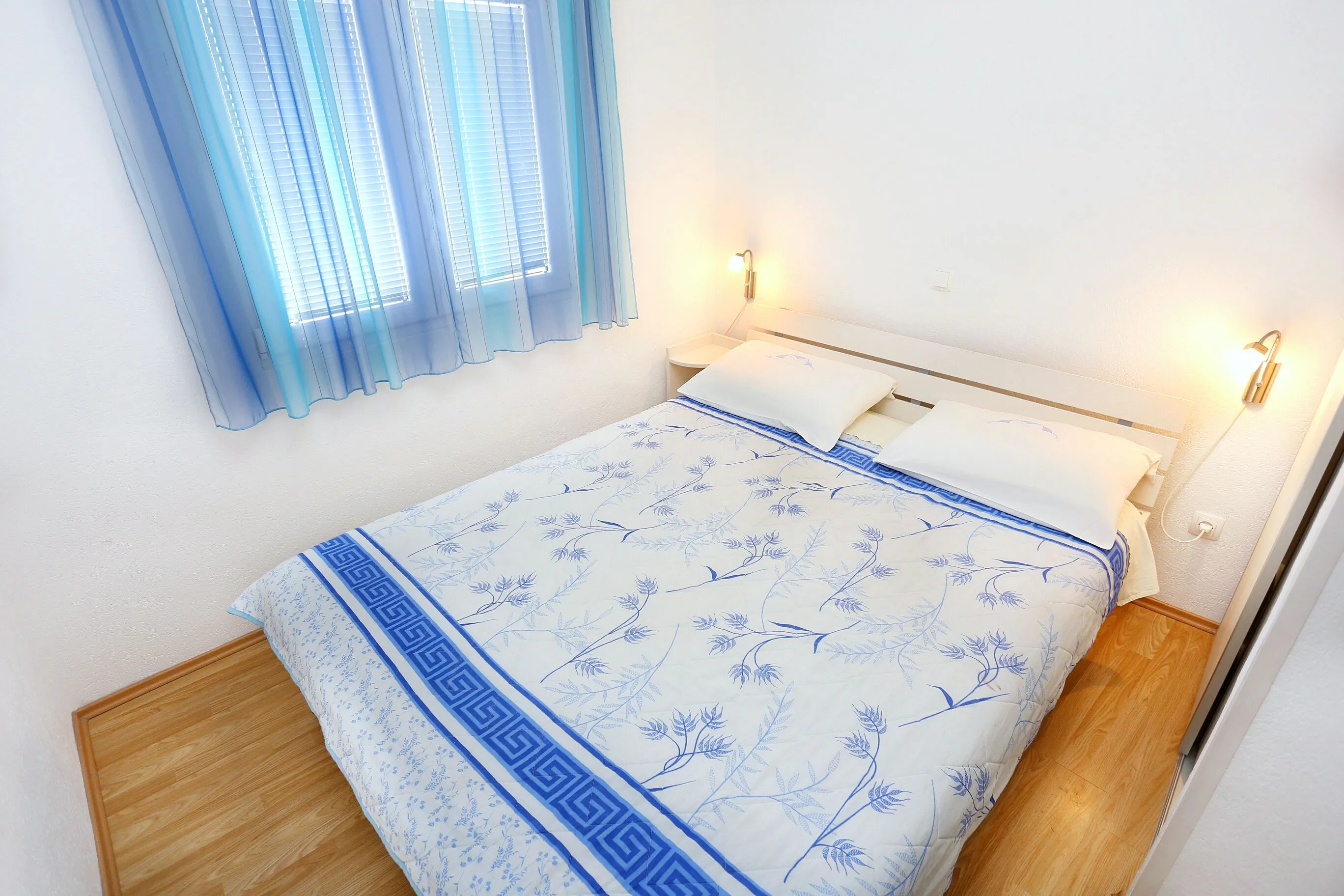 Apartmanok A Tenger Mellett Marina, Trogir - 10327 Marina