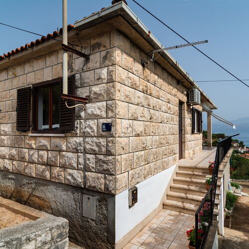 Apartmanok Parkolóhellyel Splitska, Brac - 2867 Splitska  2