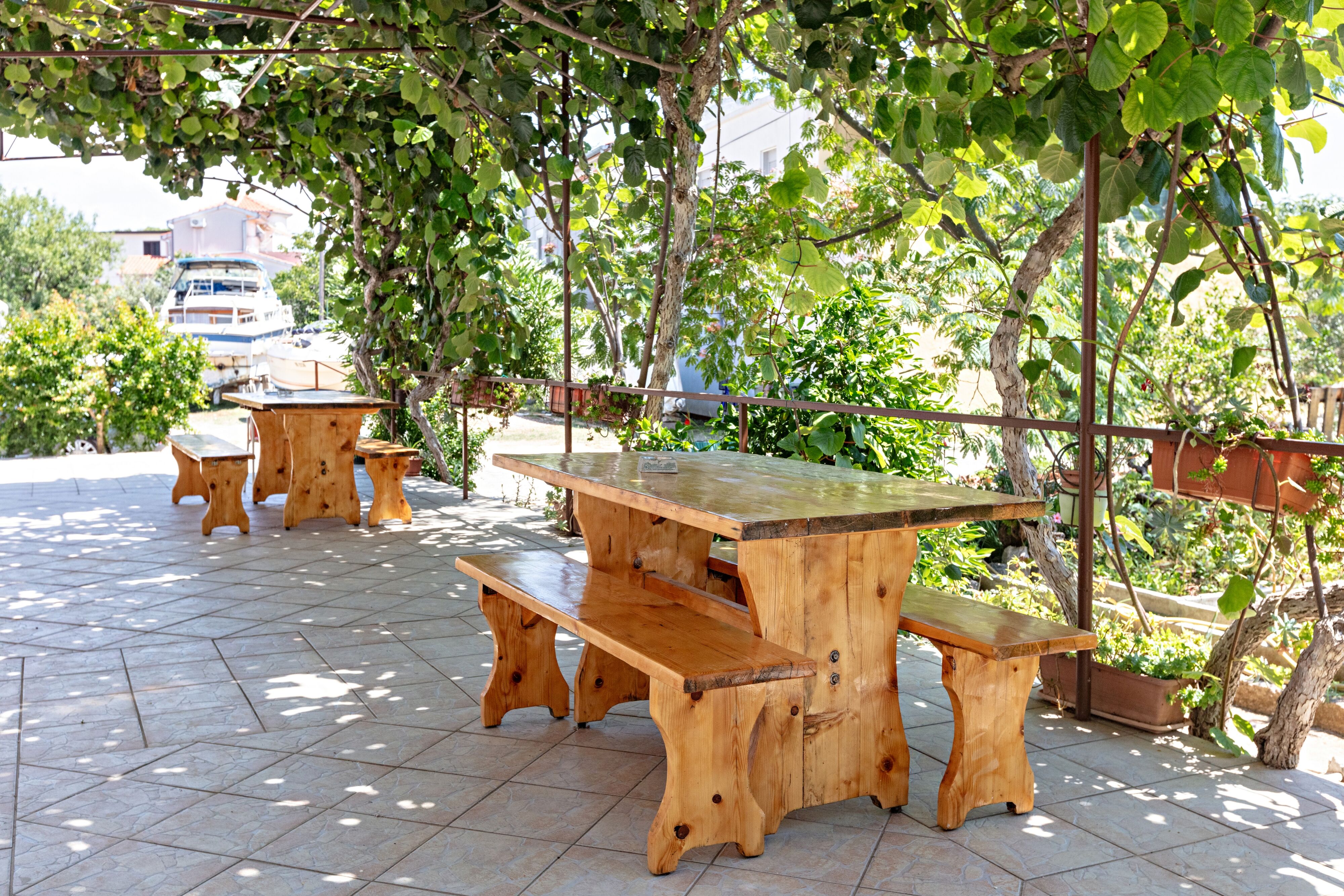 Apartmanok Parkolóhellyel Pirovac, Sibenik - 13263 Pirovac