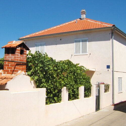 Apartmanok Parkolóhellyel Murter - 5089  2