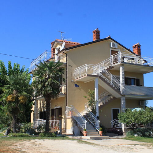 Apartmanok Parkolóhellyel Basanija, Umag - 7149 Bašanija  4
