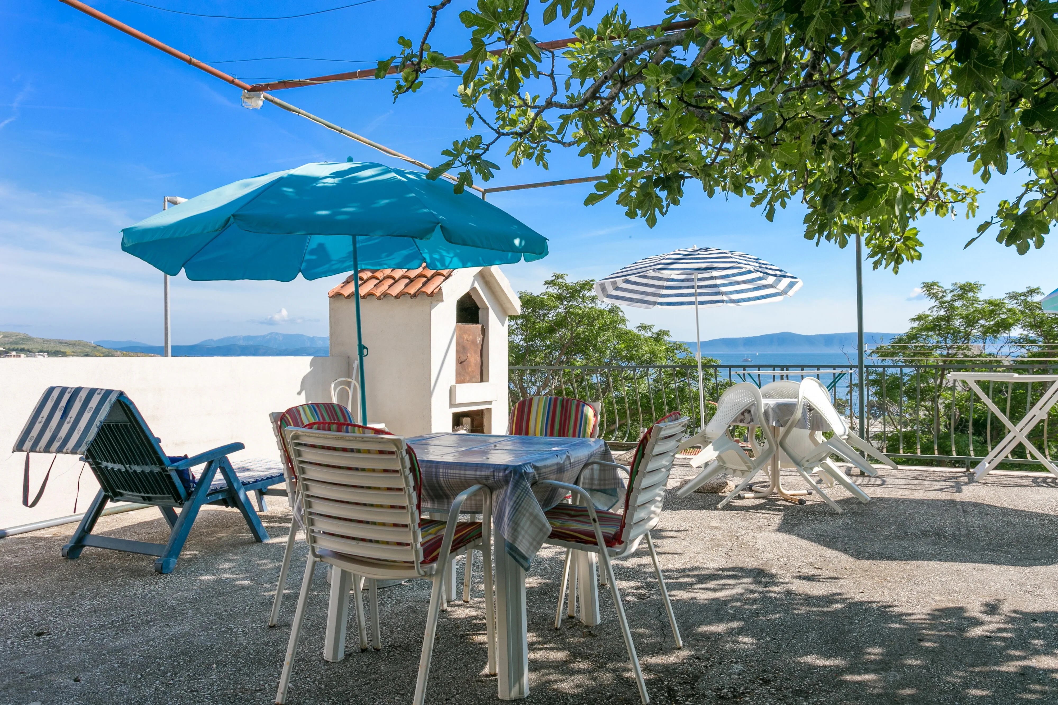 Apartments And Rooms With Parking Space Tučepi, Makarska - 5263 Tučepi
