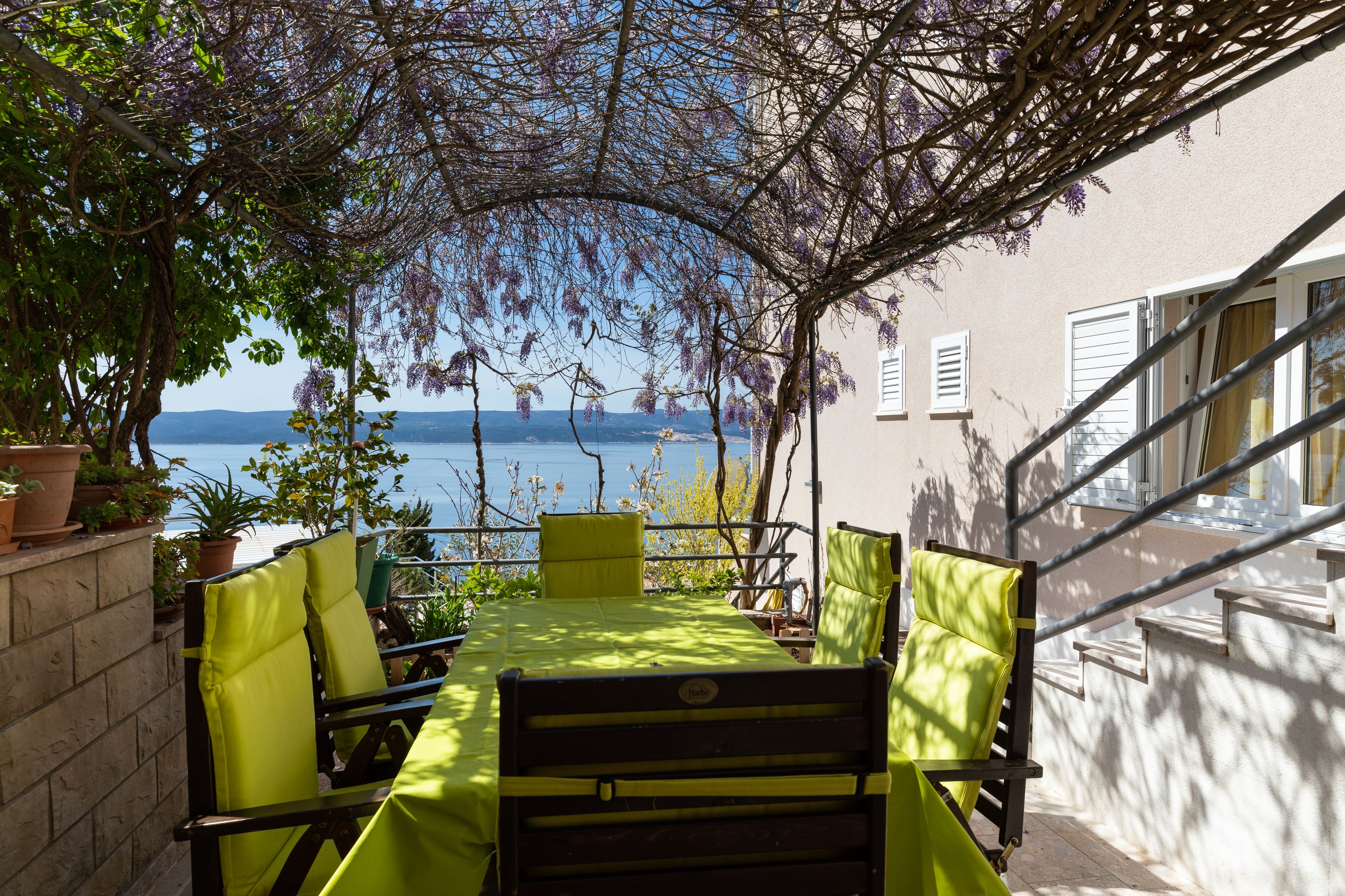 Apartmanok Parkolóhellyel Mimice, Omis - 2805 Mimice