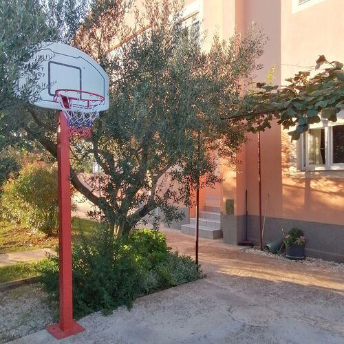 Apartmanok Parkolóhellyel Pula - 7420  3