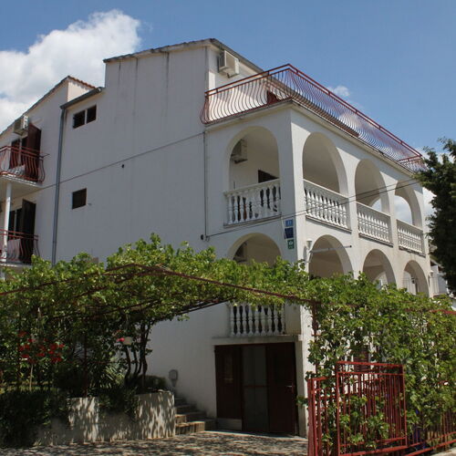 Apartmanok Parkolóhellyel Starigrad, Paklenica - 6431 Starigrad  4