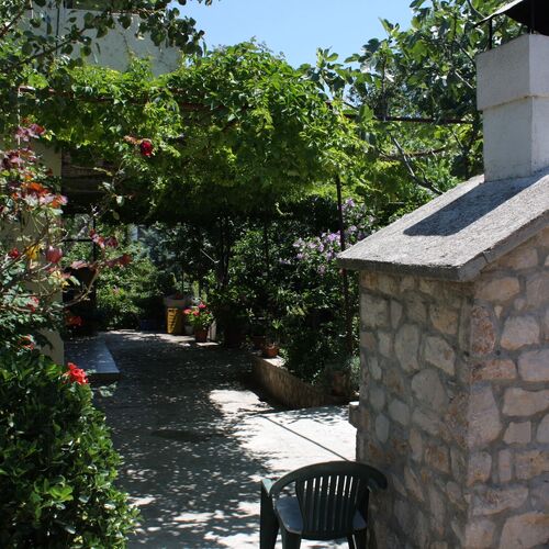 Apartmanok Parkolóhellyel Murter - 5098