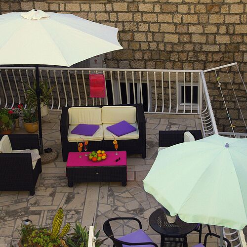Apartments With Parking Space Makarska - 12063