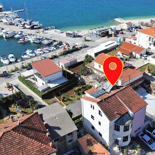 Apartmanok A Tenger Mellett Medencével Okrug Gornji, Ciovo - 11374 Okrug Gornji  4