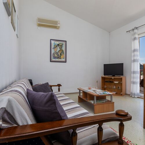 Apartmanok Parkolóhellyel Dugi Rat Omis - 11483