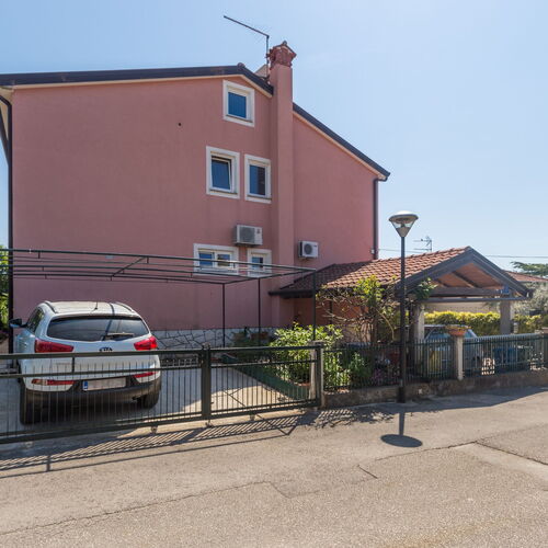 Apartmanok Parkolóhellyel Umag - 7063  4