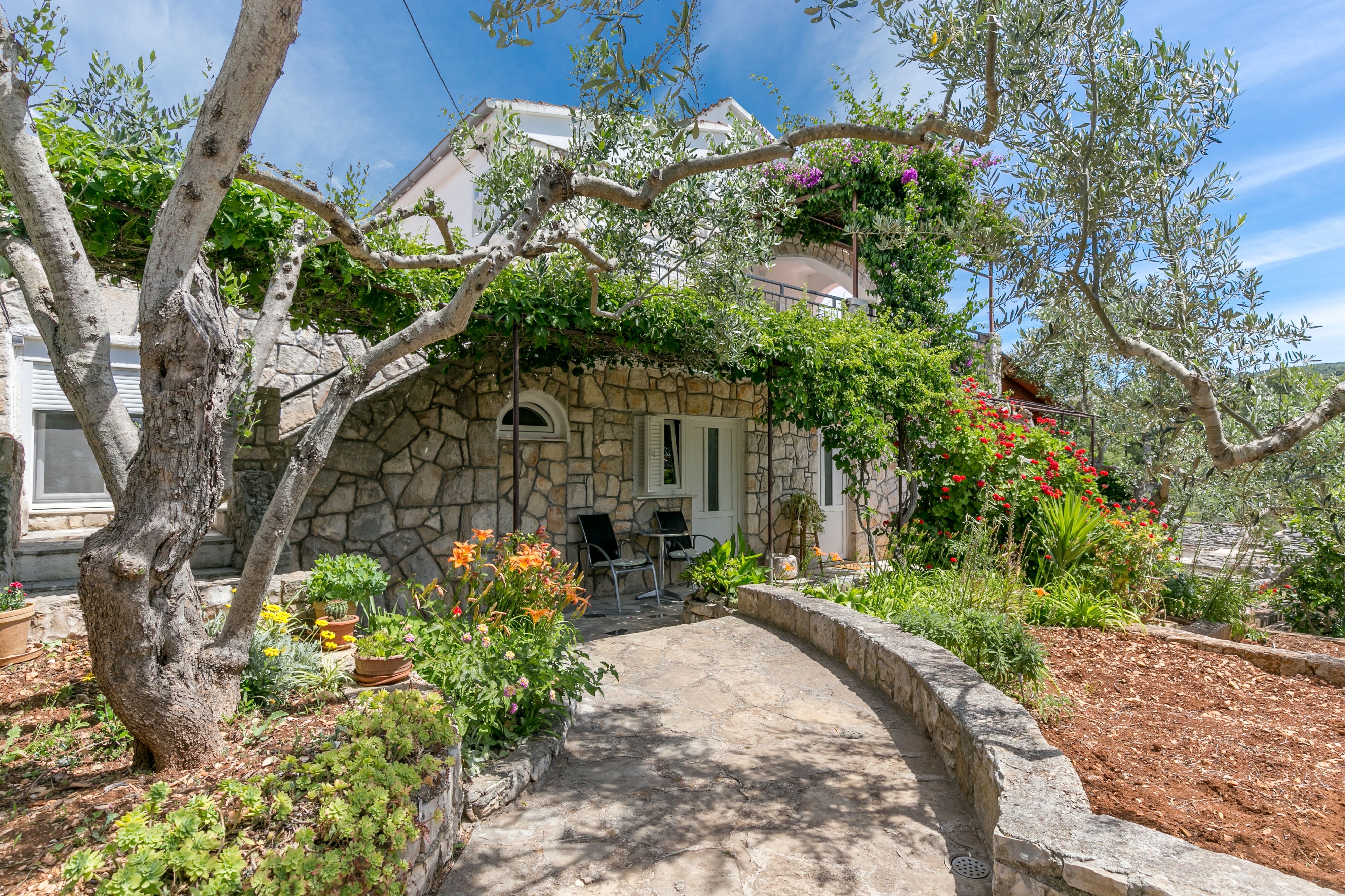 Apartmanok A Tenger Mellett Necujam, Solta - 8691 Nečujam