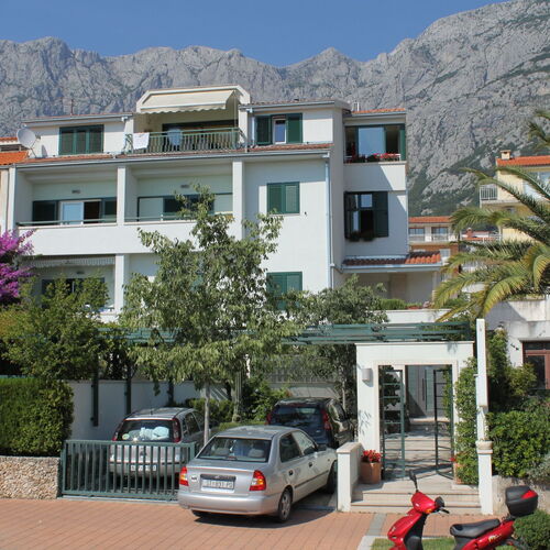 Apartmanok Parkolóhellyel Makarska - 6632  2