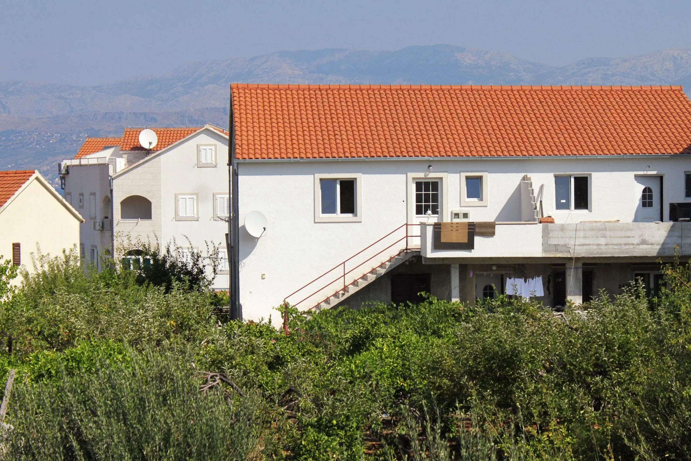 Apartments With Parking Space Supetar, Brač - 5627 Supetar