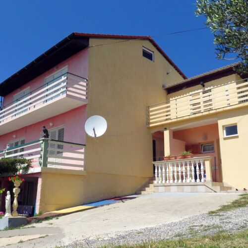 Apartmanok Családok Részére Medencével Barbat, Rab - 4988 Barbat  4