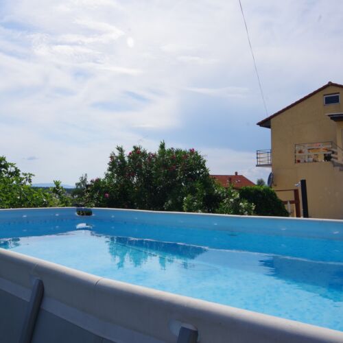 Apartmanok Családok Részére Medencével Barbat, Rab - 4988 Barbat  2