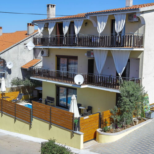 Apartmanok Medencével Zadar - 6128  4