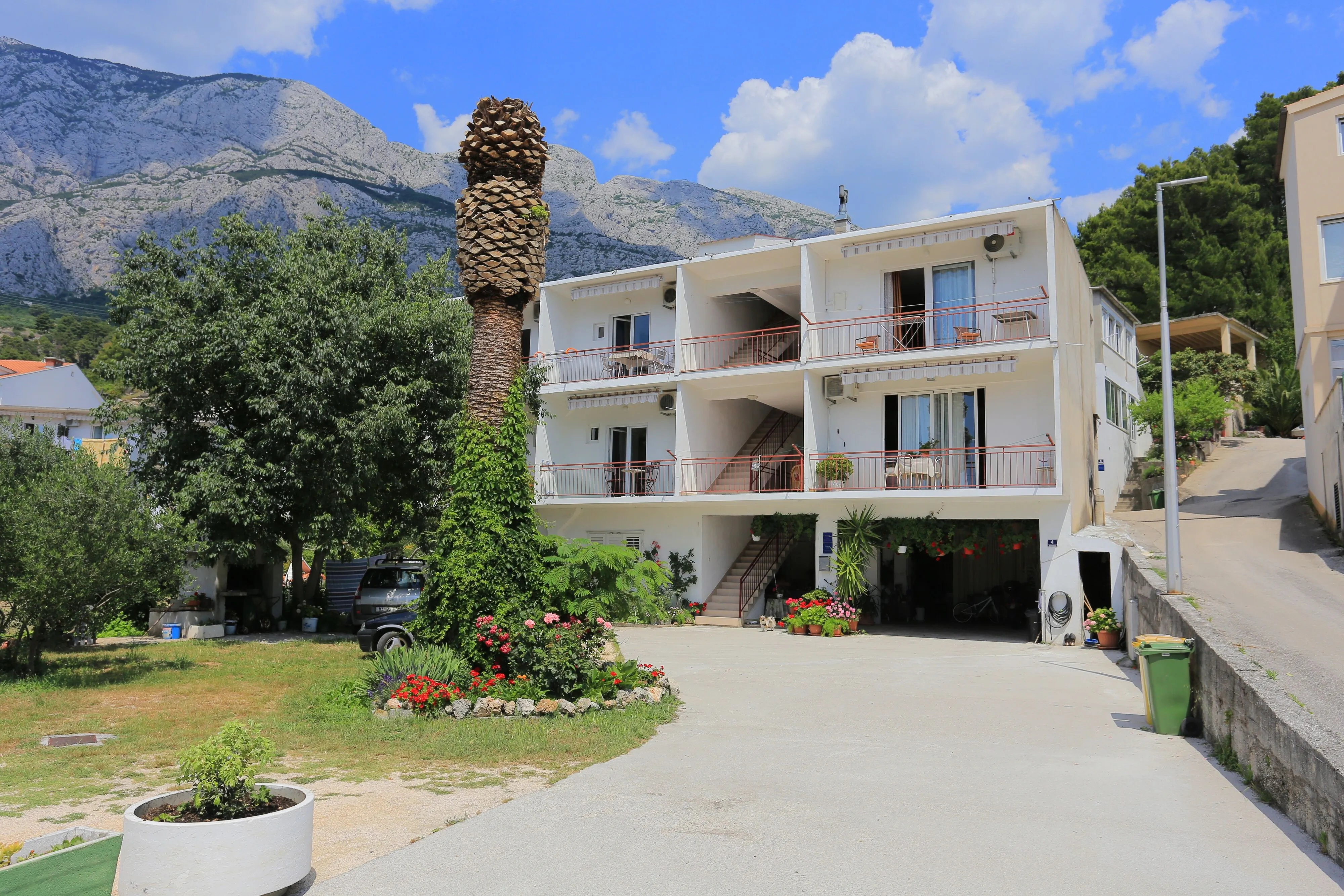 Apartmanok Parkolóhellyel Tucepi, Makarska - 2676 Tučepi