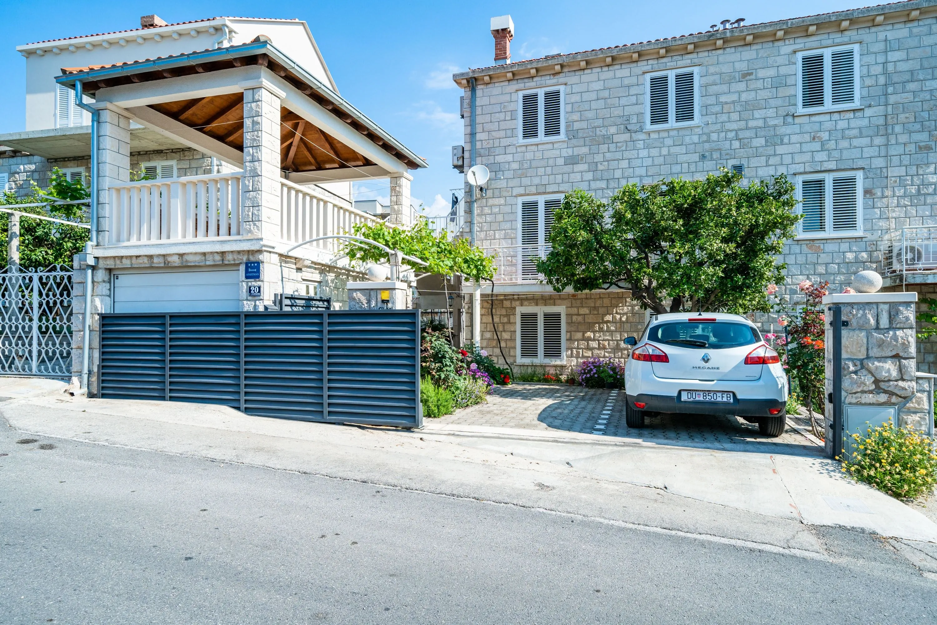 Apartments With Parking Space Dubrovnik - 4675