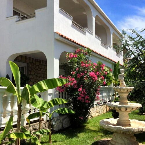 Apartmanok Parkolóhellyel Novi Vinodolski - 2348  2