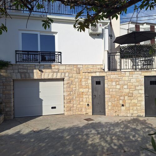 Apartmanok A Tenger Mellett Mali Rat, Omis - 10014 Mali Rat  3