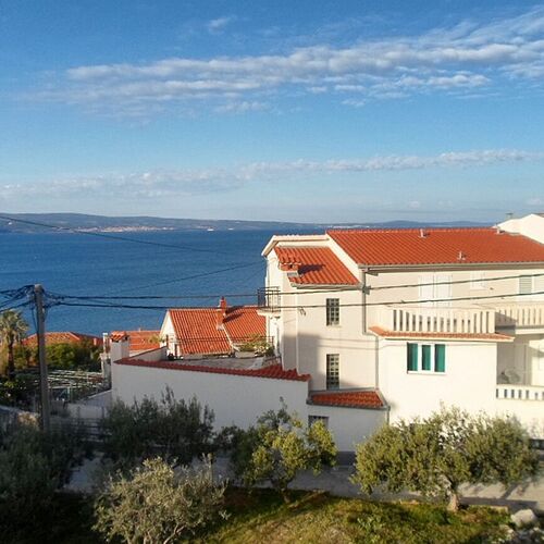 Apartmanok A Tenger Mellett Mali Rat, Omis - 10014 Mali Rat  2