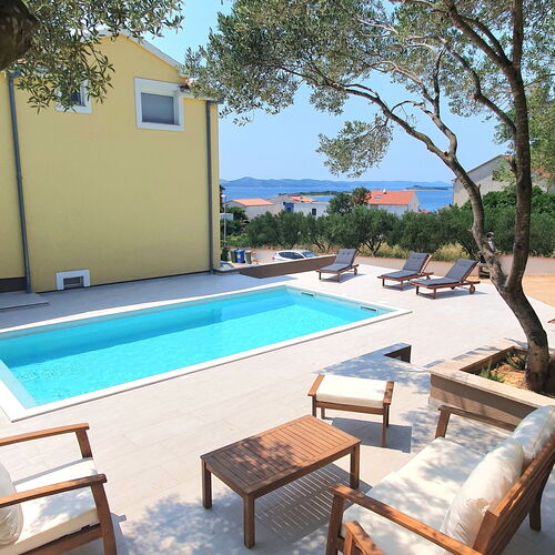 Apartmanok Családok Részére Medencével Drage, Biograd - 5904 Drage  3