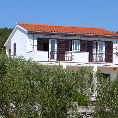 Apartmanok Parkolóhellyel Maslinica, Solta - 5184 Maslinica  2