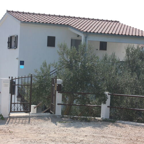 Apartmanok Parkolóhellyel Maslinica, Solta - 5184 Maslinica  3