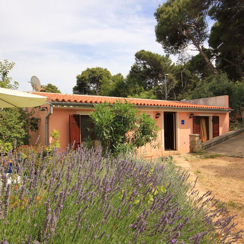 Apartmanok Parkolóhellyel Veli Losinj, Losinj - 8029 Veli Lošinj  2