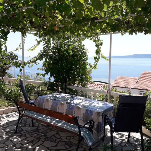 Apartmanok Parkolóhellyel Pisak, Omis - 1009 Pisak  3