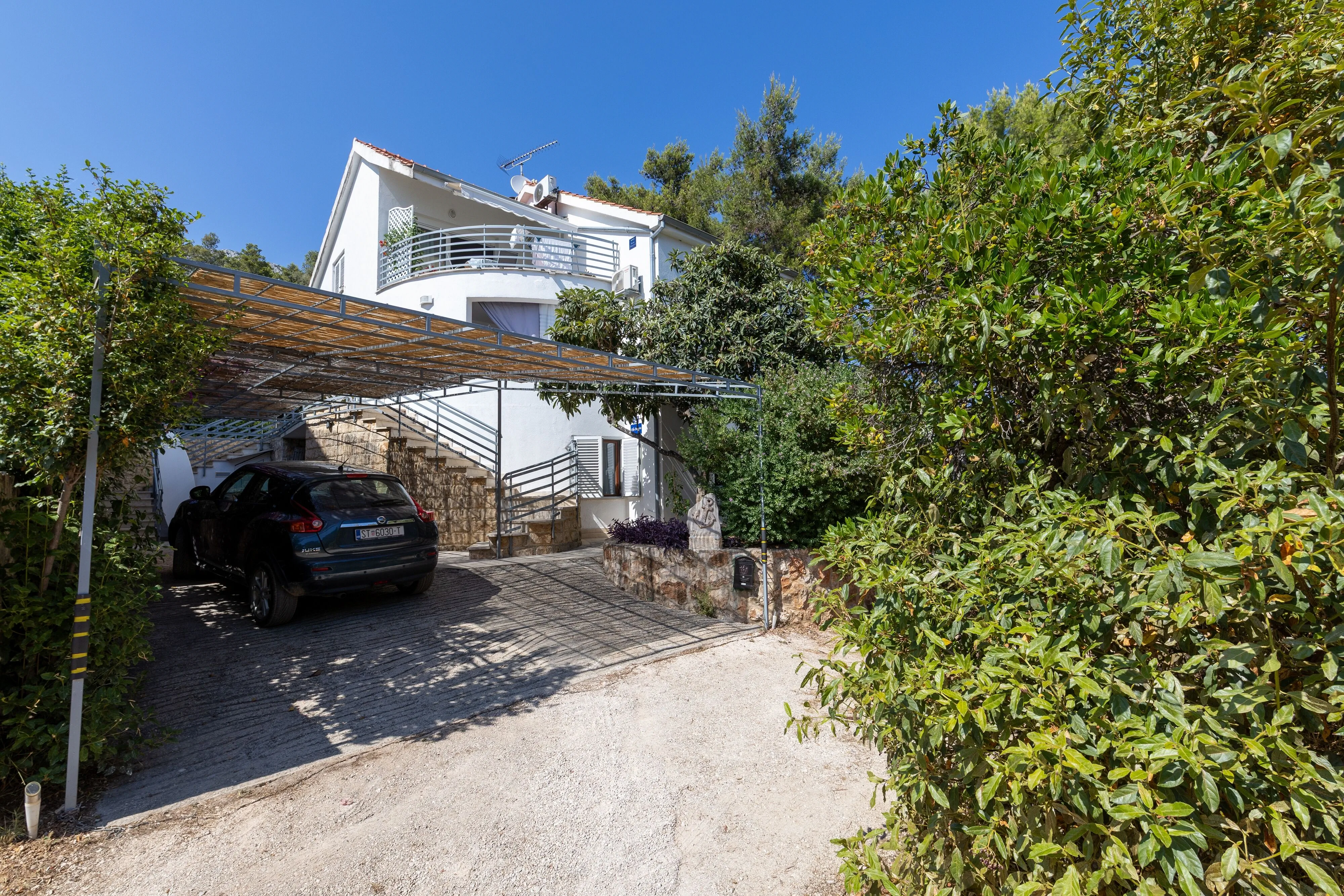 Apartments With Parking Space Zavala, Hvar - 8710 Zavala