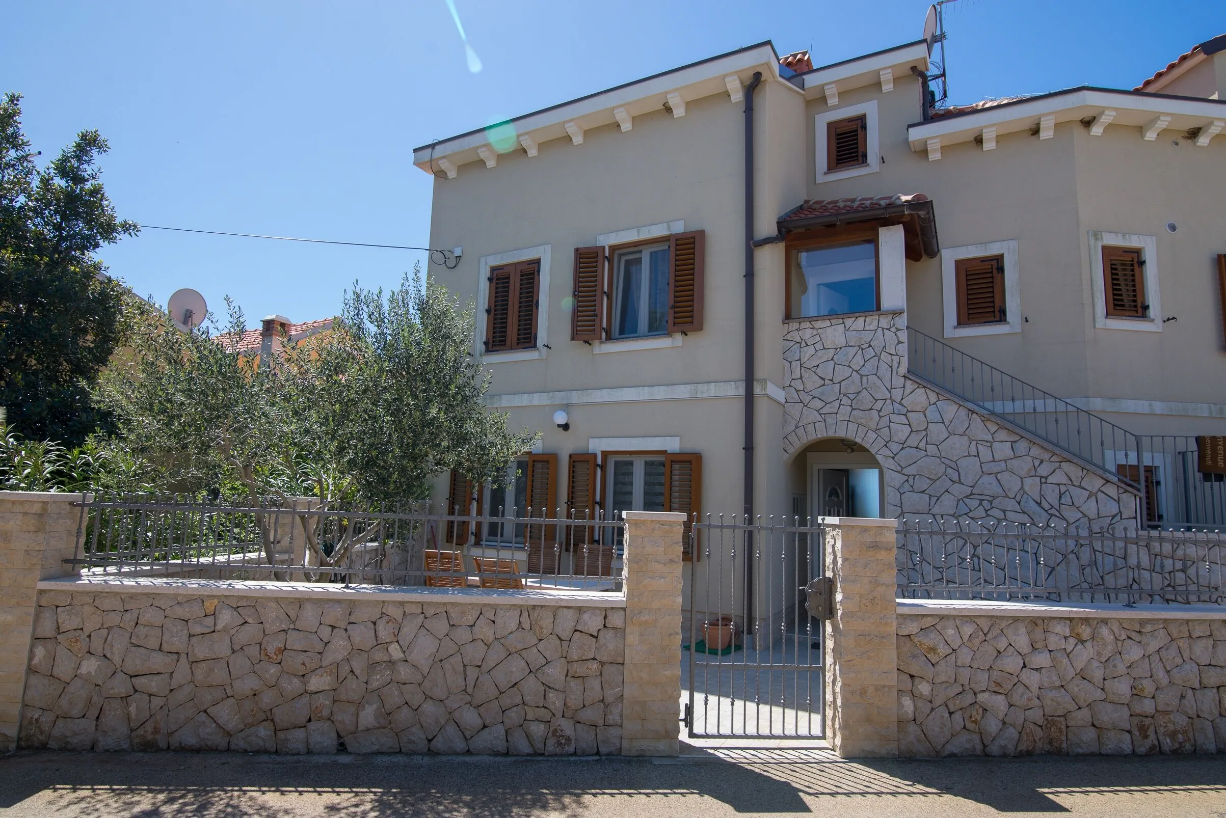 Apartments With Parking Space Punta Križa, Cres - 8082 Punta Križa