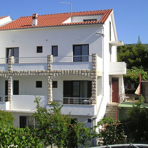 Apartmanok Parkolóhellyel Jelsa, Hvar - 5703 Jelsa  4