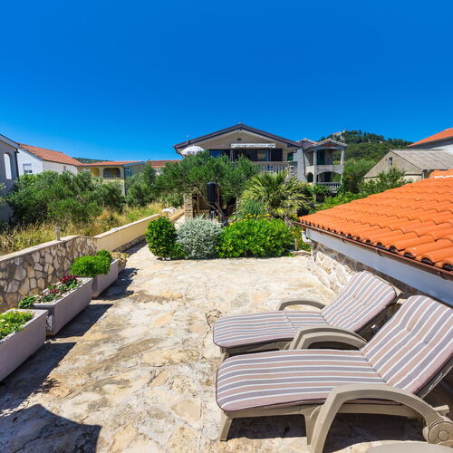 Apartmanok A Tenger Mellett Tkon, Pasman - 12346 Tkon  3