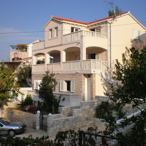 Apartmanok A Tenger Mellett Postira, Brac - 705 Postira  4