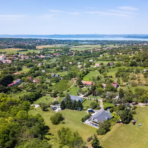 Borkúti Panzió és Apartman Balatonföldvár-Kőröshegy 007 kép